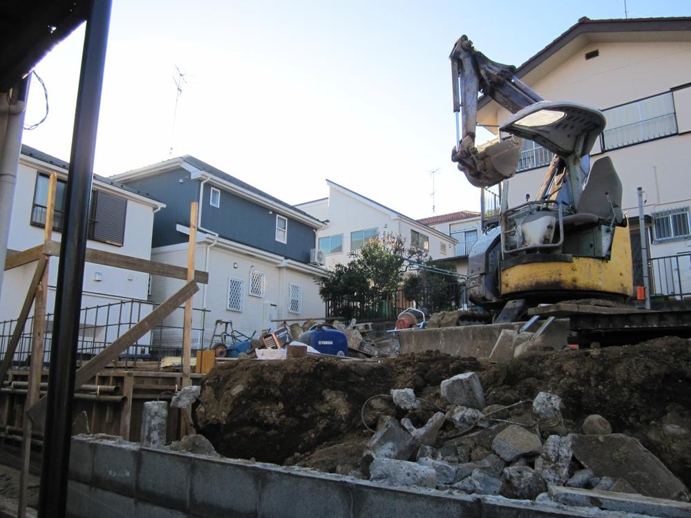 Local appearance photo. Local (12 May 2013) Shooting