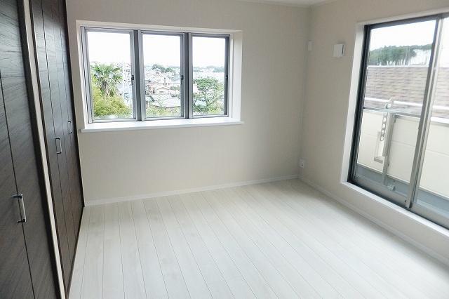 Non-living room. Indoor (October 10, 2013) Shooting