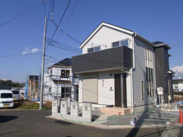 Sale already cityscape photo. Sale already the city average