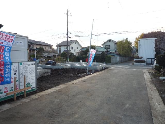 Local photos, including front road