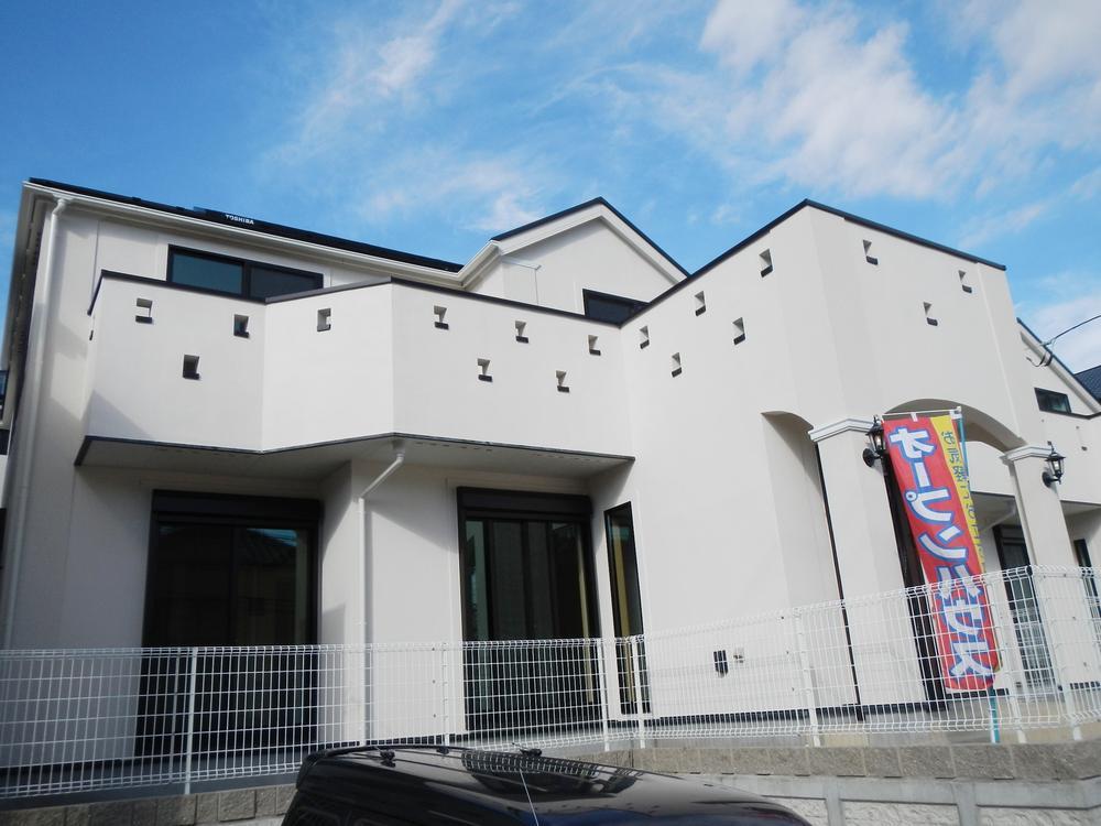 Local appearance photo.  [This weekend Local sales meetings] 10:30 ~ 17:00 the same day residents possible child-rearing environment ・ Living environment favorable! Smart House can reduce the utility costs in the solar power and all-electric
