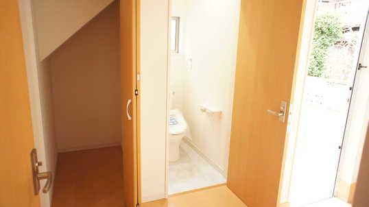 Receipt. Stairs under storage