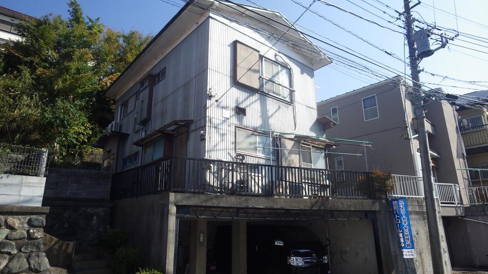 Local land photo. Local (10 May 2013) Shooting