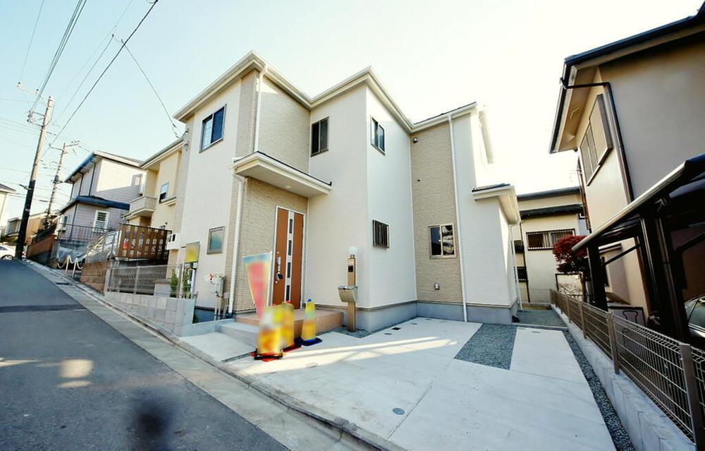 Local appearance photo