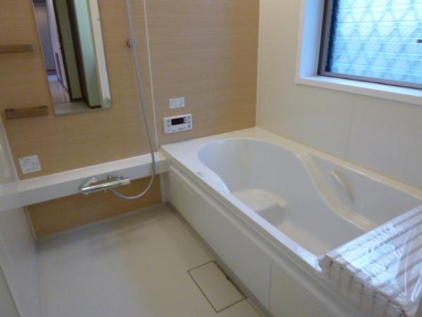 Bathroom. Bathroom (September 2013) Shooting Building 2