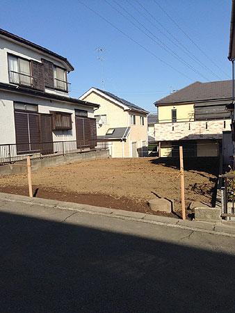 Local photos, including front road. Local (12 May 2013) Shooting