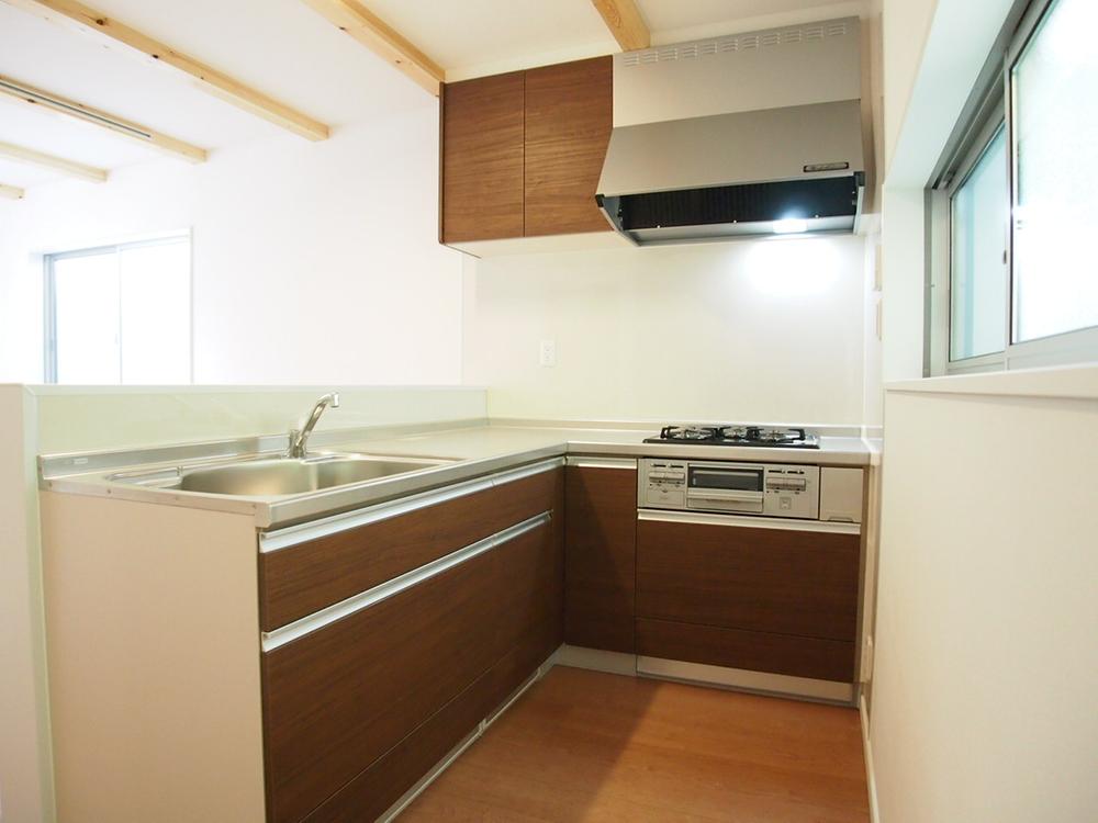 Kitchen. Room (late November 2013) Shooting