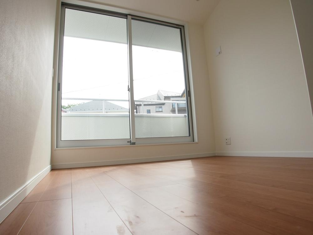 Other introspection. Room (late November 2013) Shooting