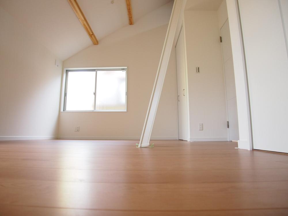 Other introspection. Room (late November 2013) Shooting