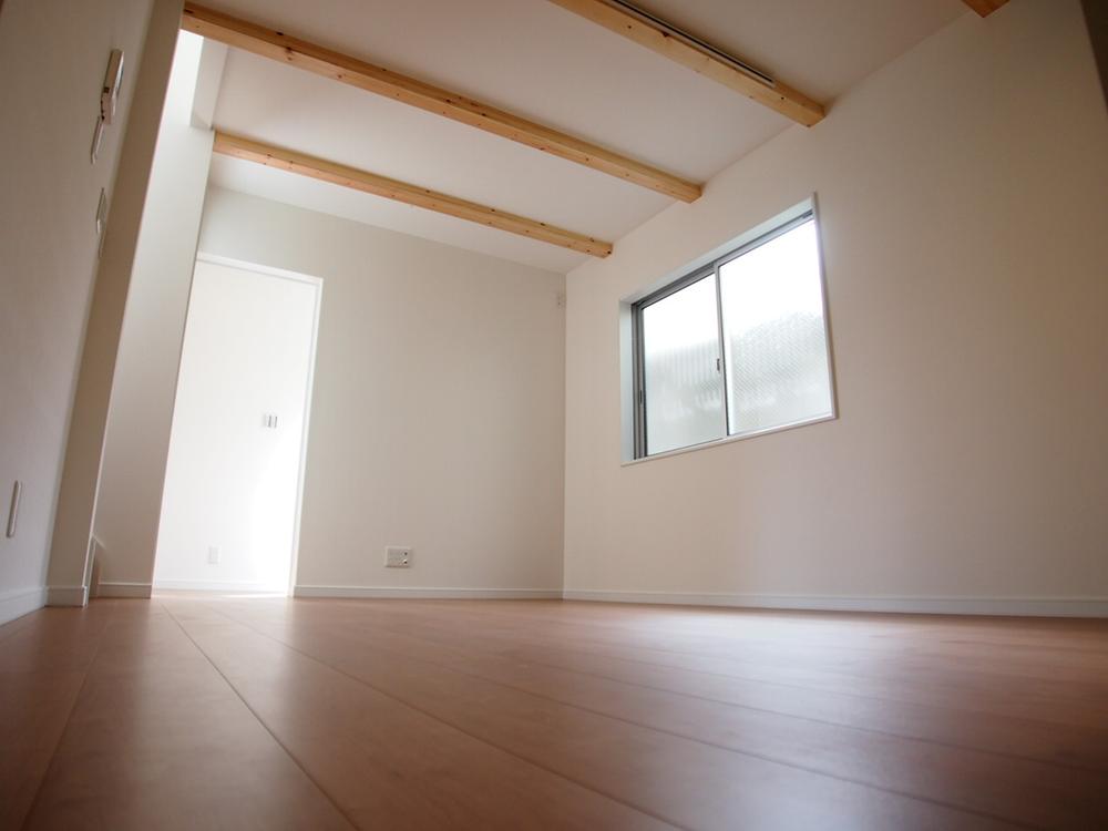 Living. Living (late November 2013) Shooting