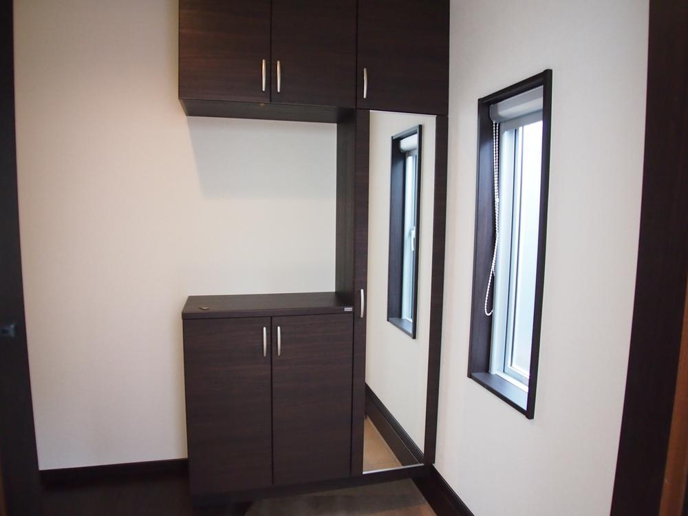 Same specifications photos (Other introspection). Same specifications