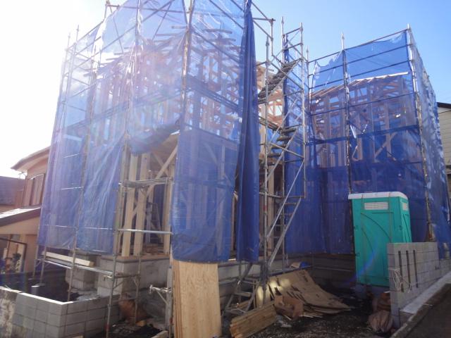 Local appearance photo. Local (12 May 2013) Shooting