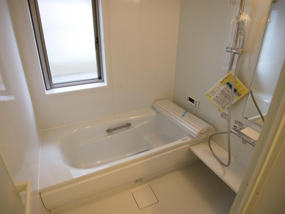 Same specifications photo (bathroom). Same specifications