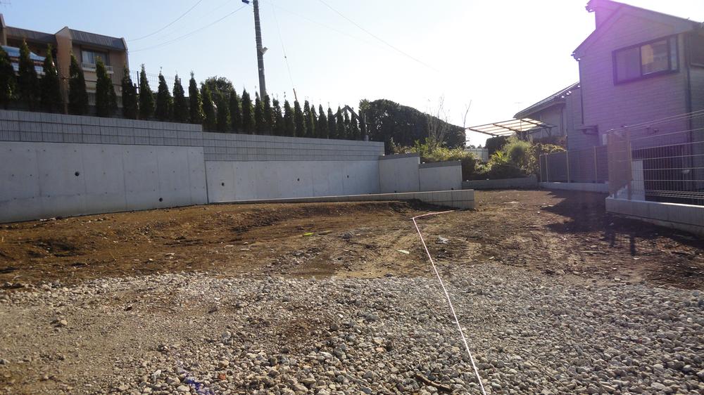 Local appearance photo. Local (12 May 2013) Shooting