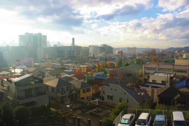 View photos from the dwelling unit. View from the site (December 2013) Shooting