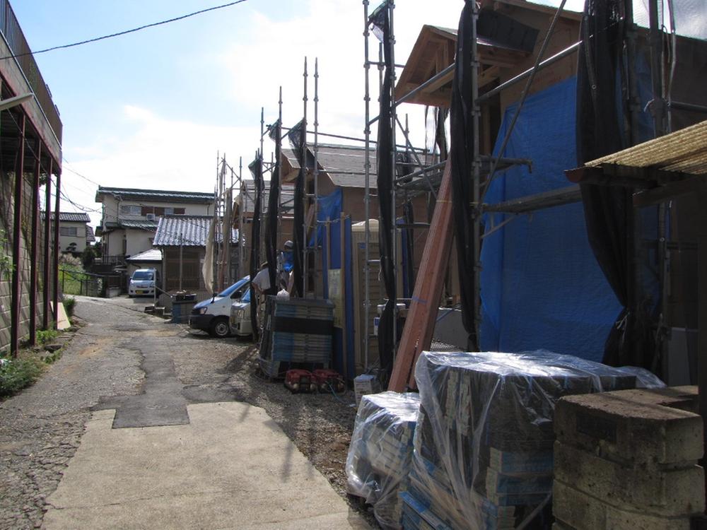 Local appearance photo. Local (10 May 2013) Shooting