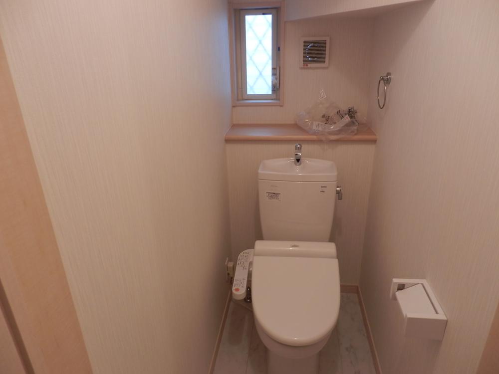 Building plan example (exterior photos). It is a photograph of the company's specification example. toilet