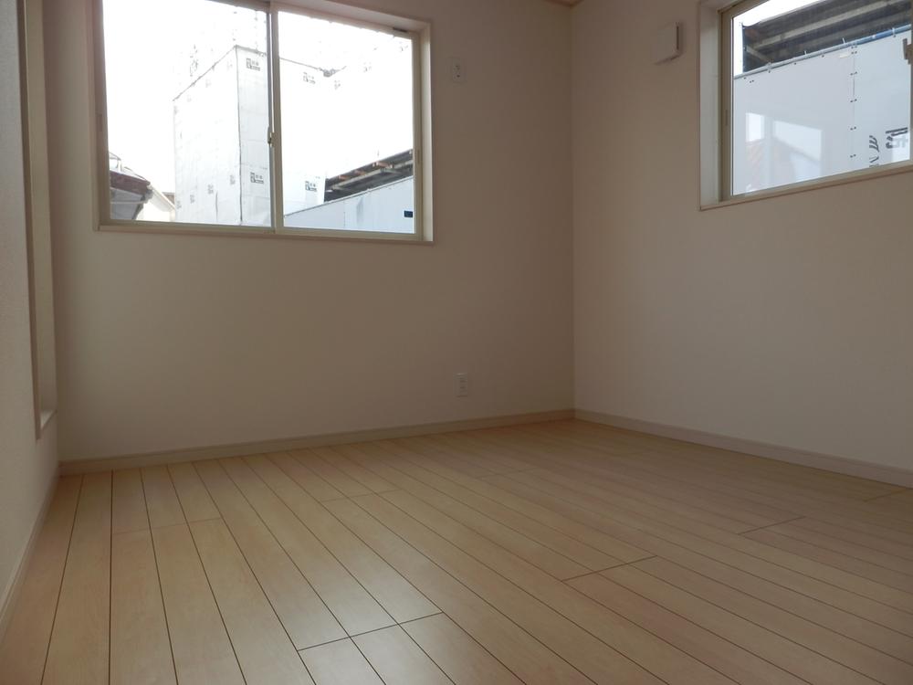 Building plan example (exterior photos). It is a photograph of the company's specification example. Western style room