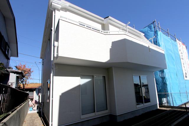 Local appearance photo