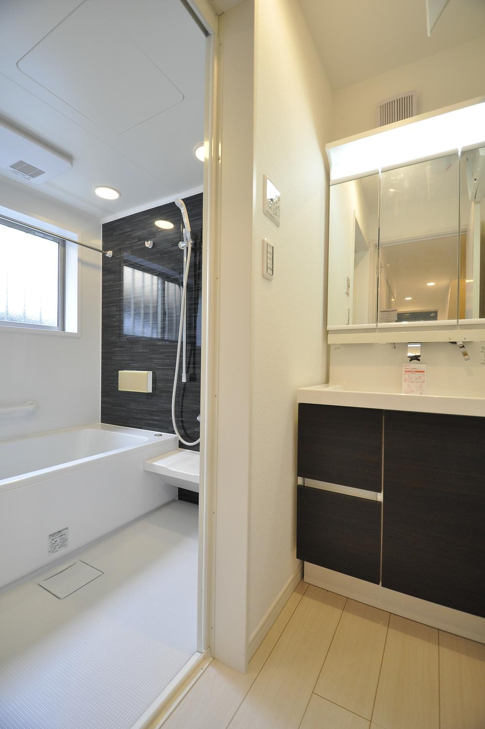 Same specifications photos (Other introspection). Example of construction