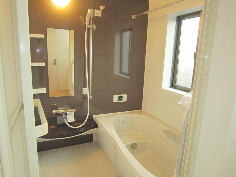 Same specifications photo (bathroom). The company construction cases
