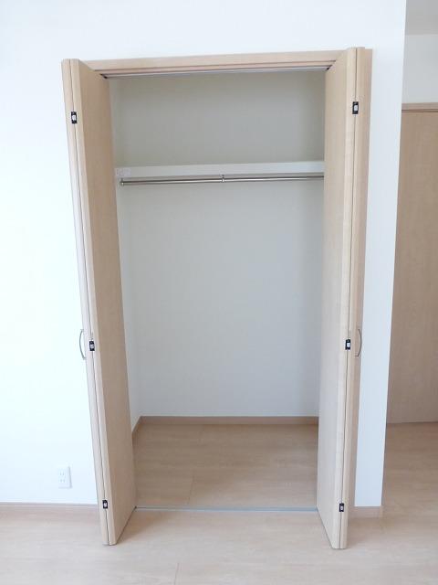 Receipt. 2013 November 28, 2008 shooting B Building