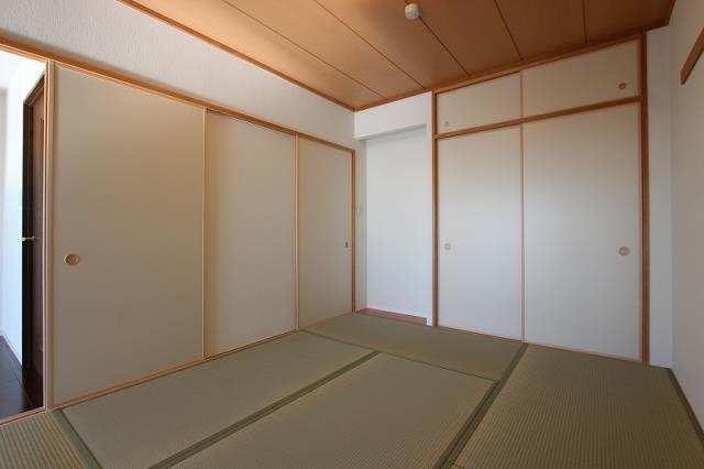 Non-living room