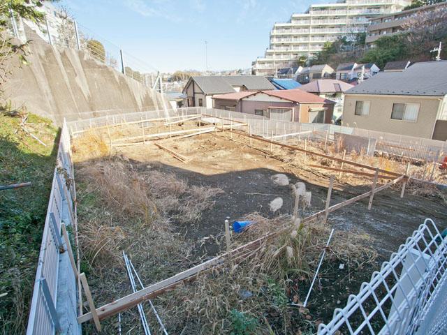 Local appearance photo. 2013 December 13, shooting 1 Building