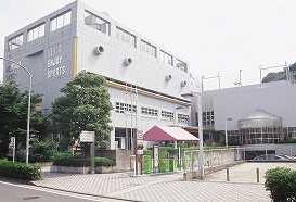 Other Environmental Photo. 750m badminton until Hodogaya Sports Center, Table Tennis, basketball, Futsal, etc. is a sports center that can be.