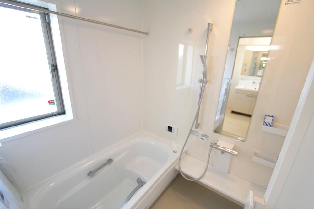 Same specifications photo (bathroom). Same specifications