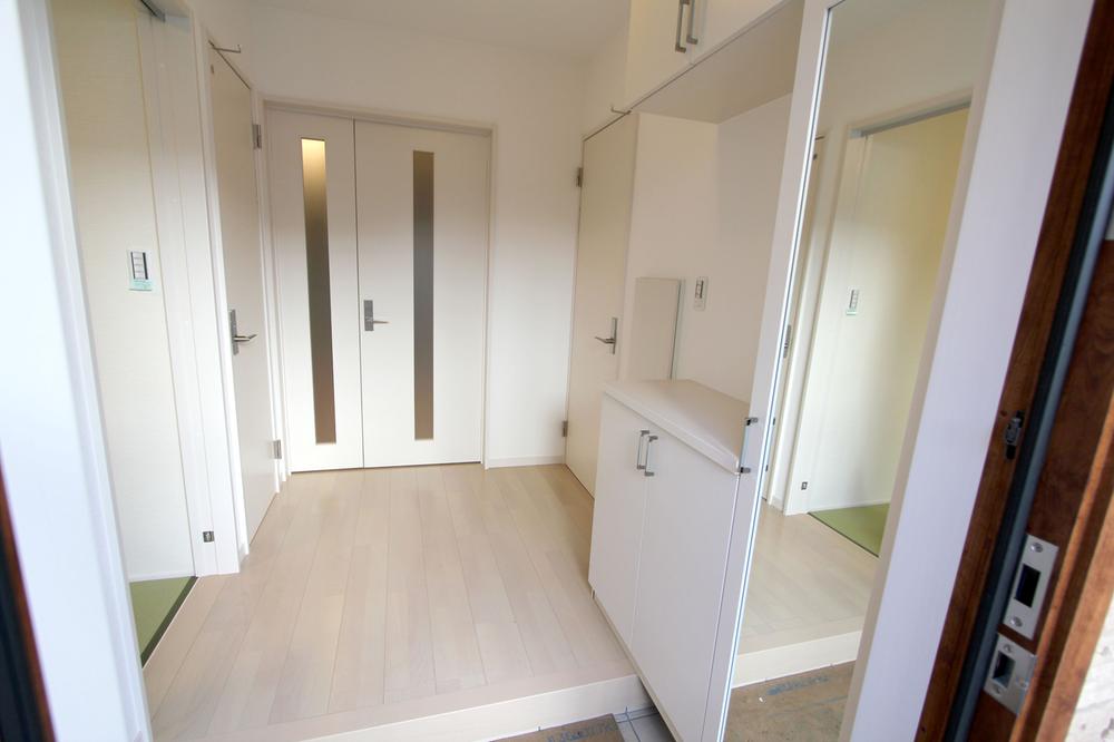 Same specifications photos (Other introspection). Same specifications