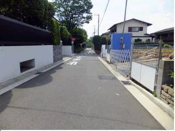 Local photos, including front road. Local (August 2013) Shooting Frontal road