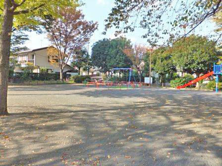 park. Tokiwadai South Park up to 8m