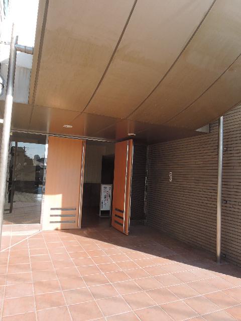 Entrance. Home delivery with box