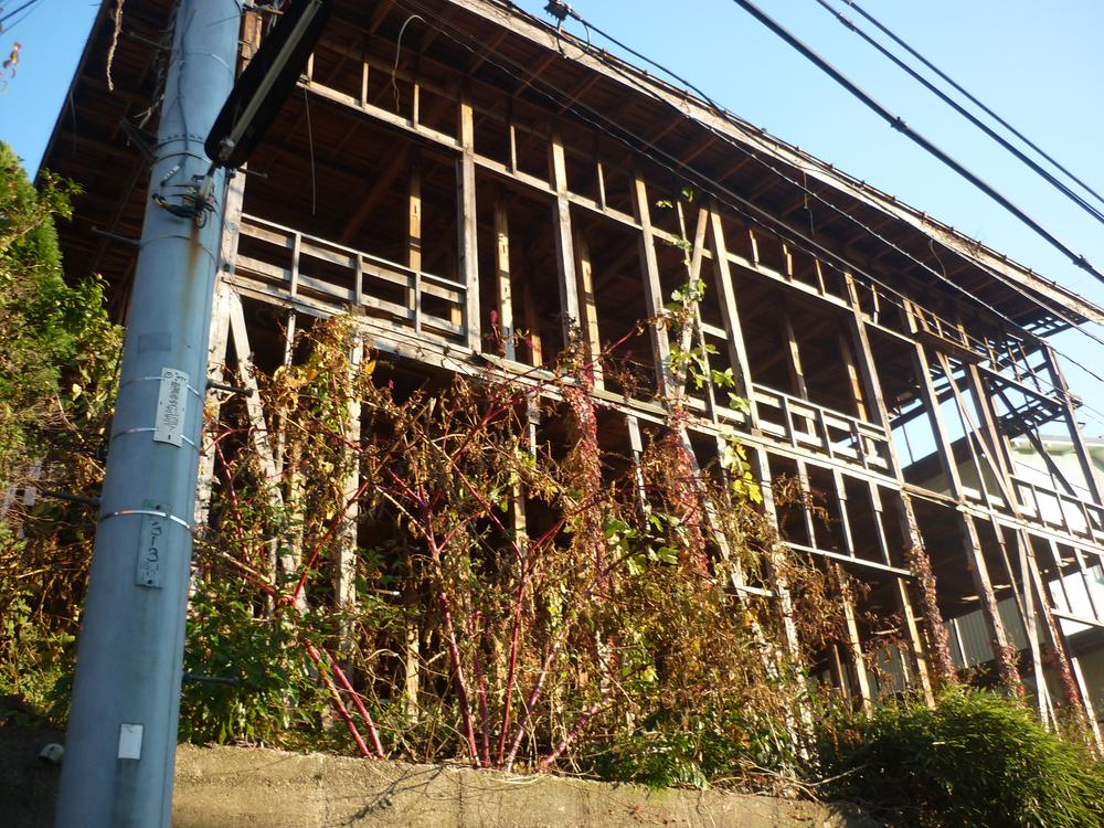 Local land photo. Local (12 May 2013) Shooting