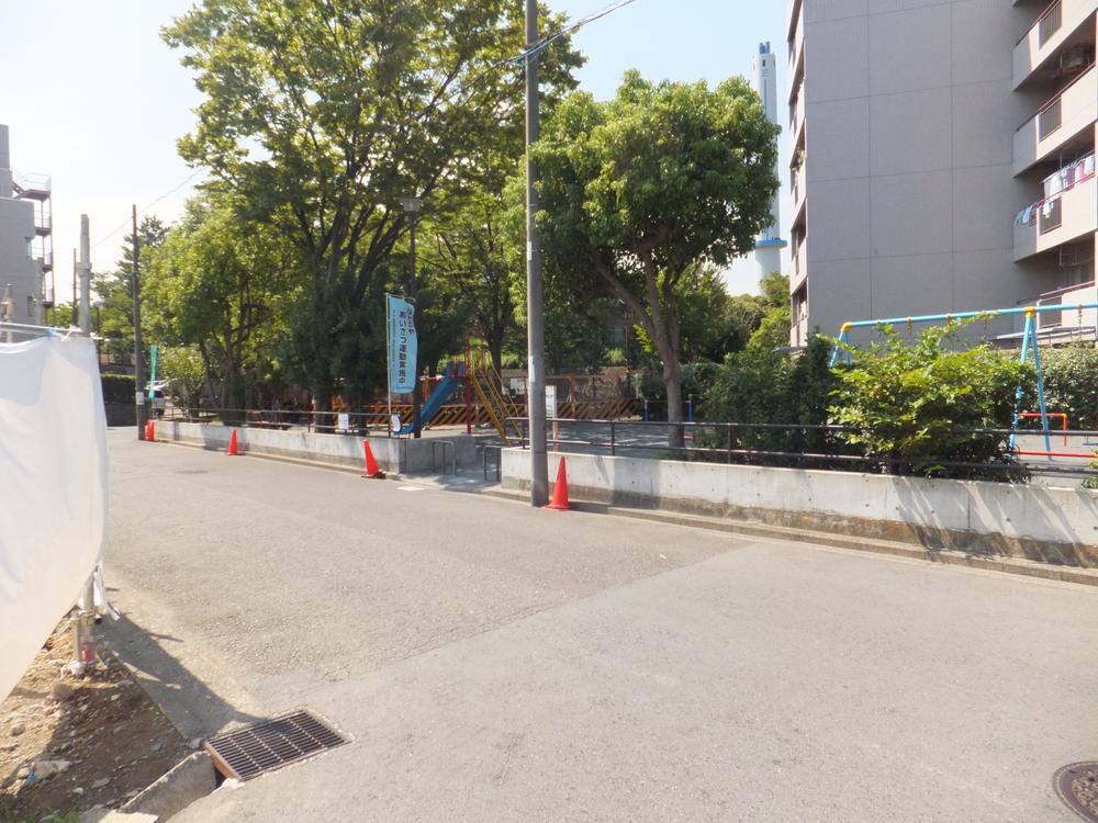 park. Kariba Town, 15m to the third park