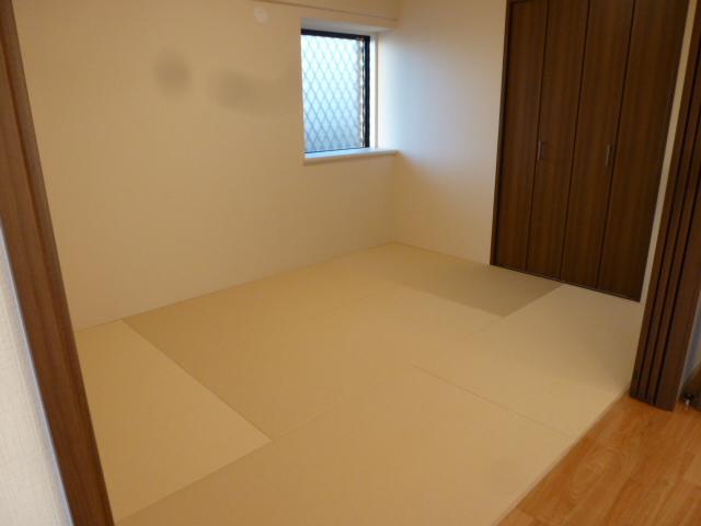 Non-living room. Japanese-style room (12 May 2013) Shooting