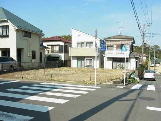 Local land photo. Local photo (current state vacant lot)