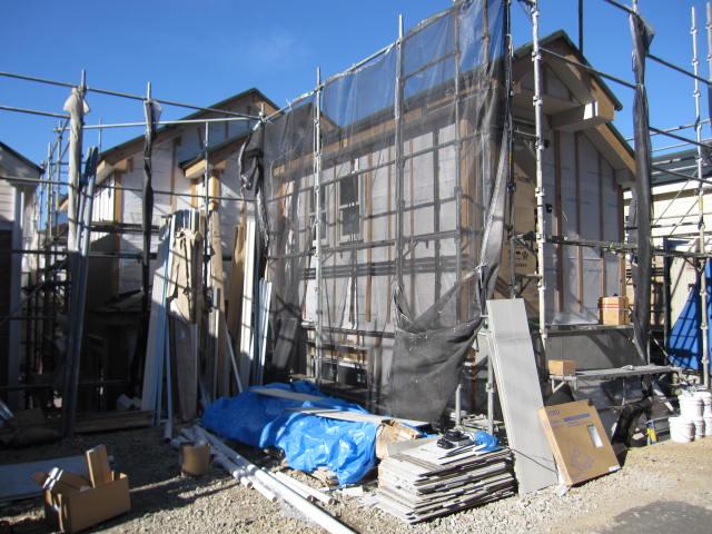 Local appearance photo. Local (12 May 2013) Shooting