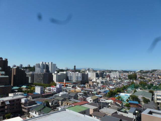 View photos from the dwelling unit. View from local (September 2013) Shooting
