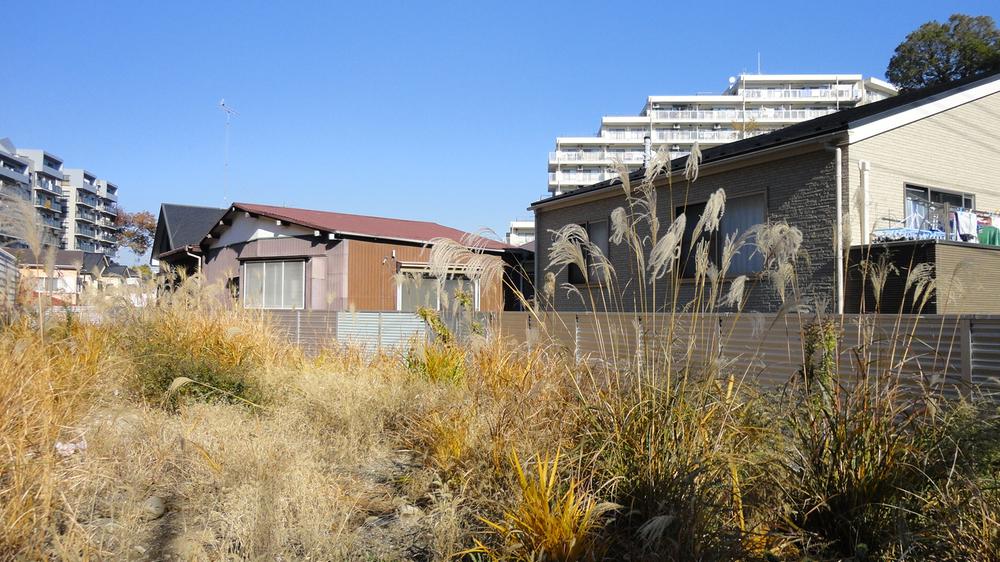 Local appearance photo. 3 Building site (December 2013) Shooting