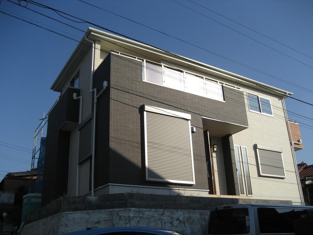 Local appearance photo. Local (11 May 2013) Shooting