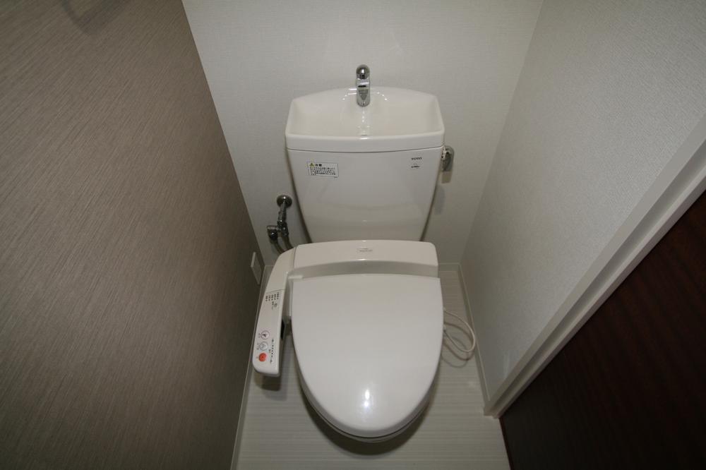 Toilet. toilet (December 2013) Shooting