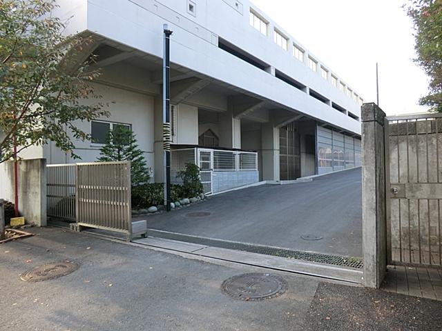 Junior high school. 1600m to Yokohama City Tateiwazaki junior high school