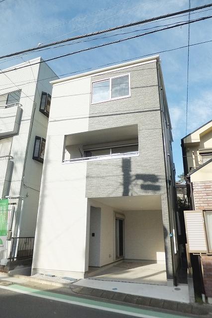 Local appearance photo. It is a building of a per yang, such as you can see. (December 16, 2013) Shooting