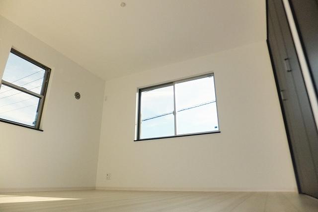 Non-living room. Indoor (December 16, 2013) Shooting