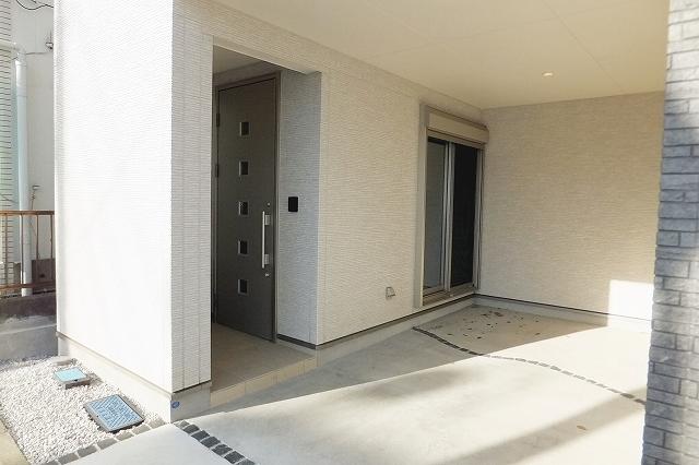 Parking lot. (December 16, 2013) Shooting