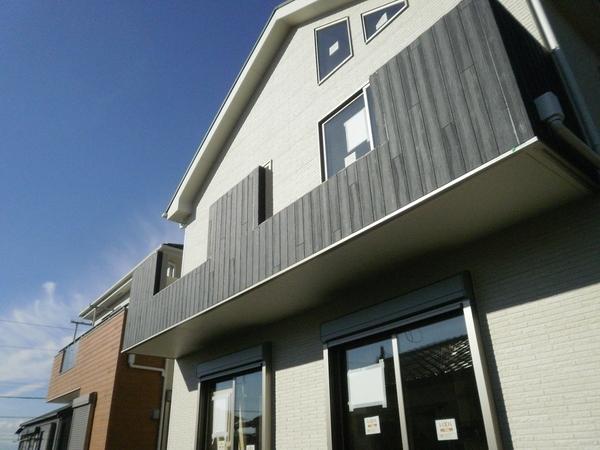 Other. Local (11 May 2013) Shooting Car space two possible