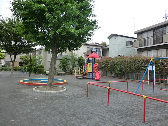 park. 180m until Kamisugeda park