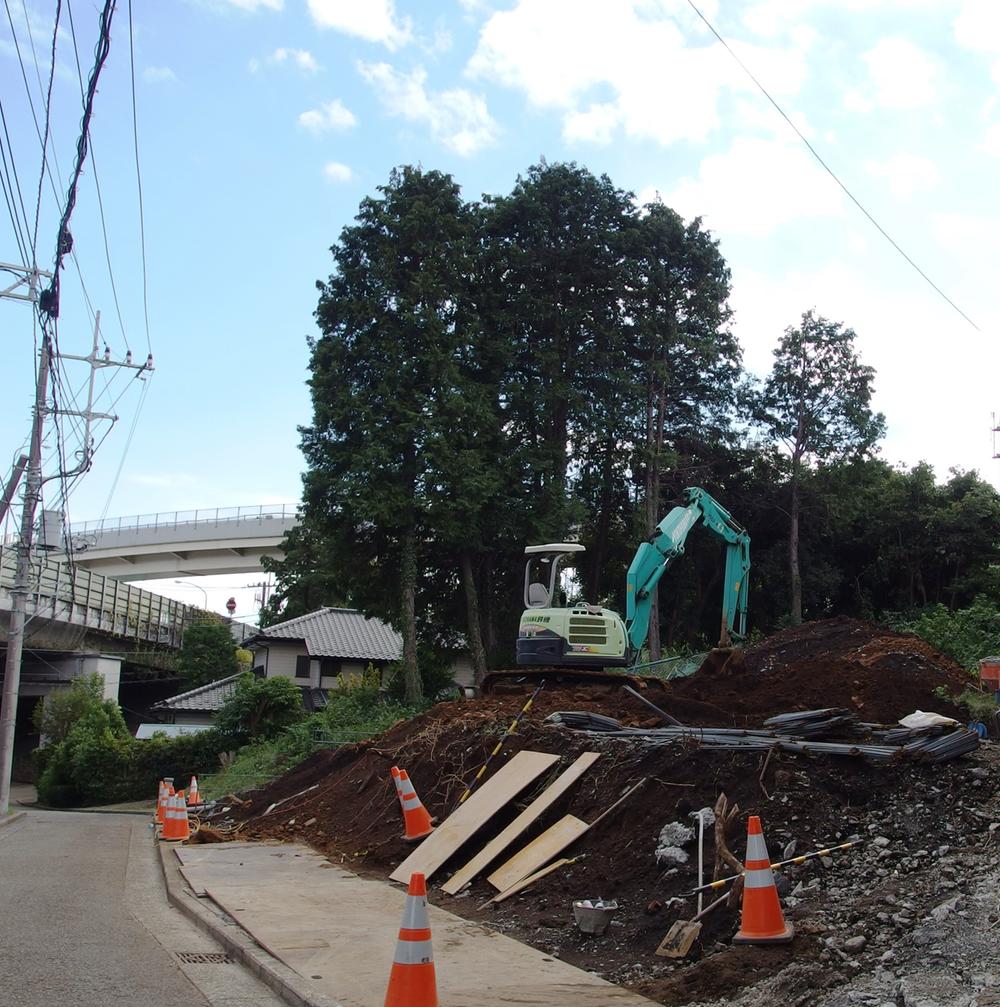 Local appearance photo. Local (10 May 2013) Shooting